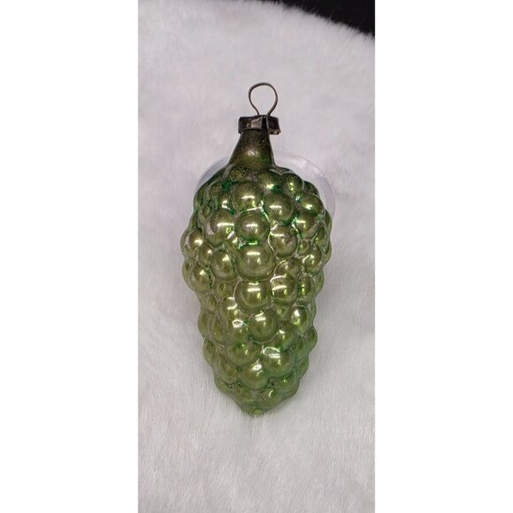 Antique Figural German Glass Miniature Green Grape Cluster Christmas Ornament - Picture 2 of 4